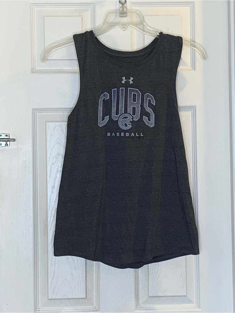 Under Armour Chicago Cubs Gray Tank Size Medium
